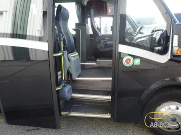 IVECO Rosero First FLHI XL 31 locuri