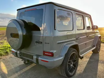 Mercedes-Benz G 63 AMG Brabus 700 Night II
