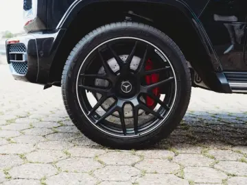 Mercedes-Benz G 63 AMG  Manufaktur Massage Superior Pano