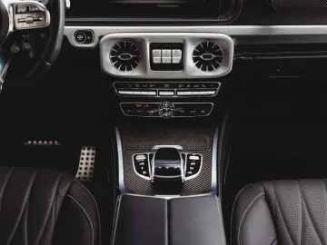 Mercedes-Benz G 63 AMG  Manufaktur Massage Superior Pano