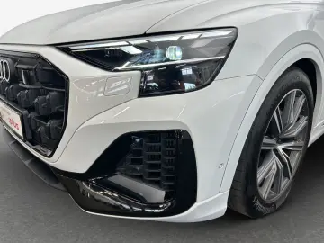 AUDI Q8 55 TFSIe qu S line tip Air B&O HUD Matrix Vir