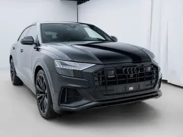 AUDI Q8 55 TFSI e QUA S-LINE COMPETITION PLUS VALCONA