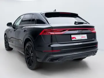 AUDI Q8 55 TFSI e QUA S-LINE COMPETITION PLUS VALCONA