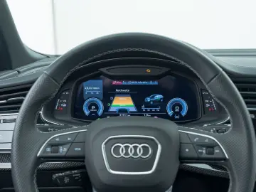 AUDI Q8 55 TFSI e QUA S-LINE COMPETITION PLUS VALCONA