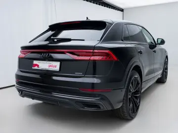 AUDI Q8 55 TFSI e QUA S-LINE COMPETITION PLUS VALCONA