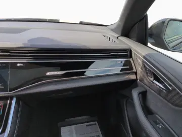 AUDI Q8 60 TFSI e S-Line Laser Pano AHK B&O Sitzklim