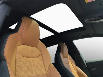 AUDI Q8 60 TFSI e S-Line Laser Pano AHK B&O Sitzklim