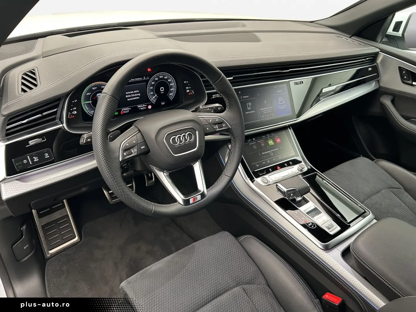 AUDI Q8 55 TFSIe qu S line tip Air B&O HUD Matrix Vir