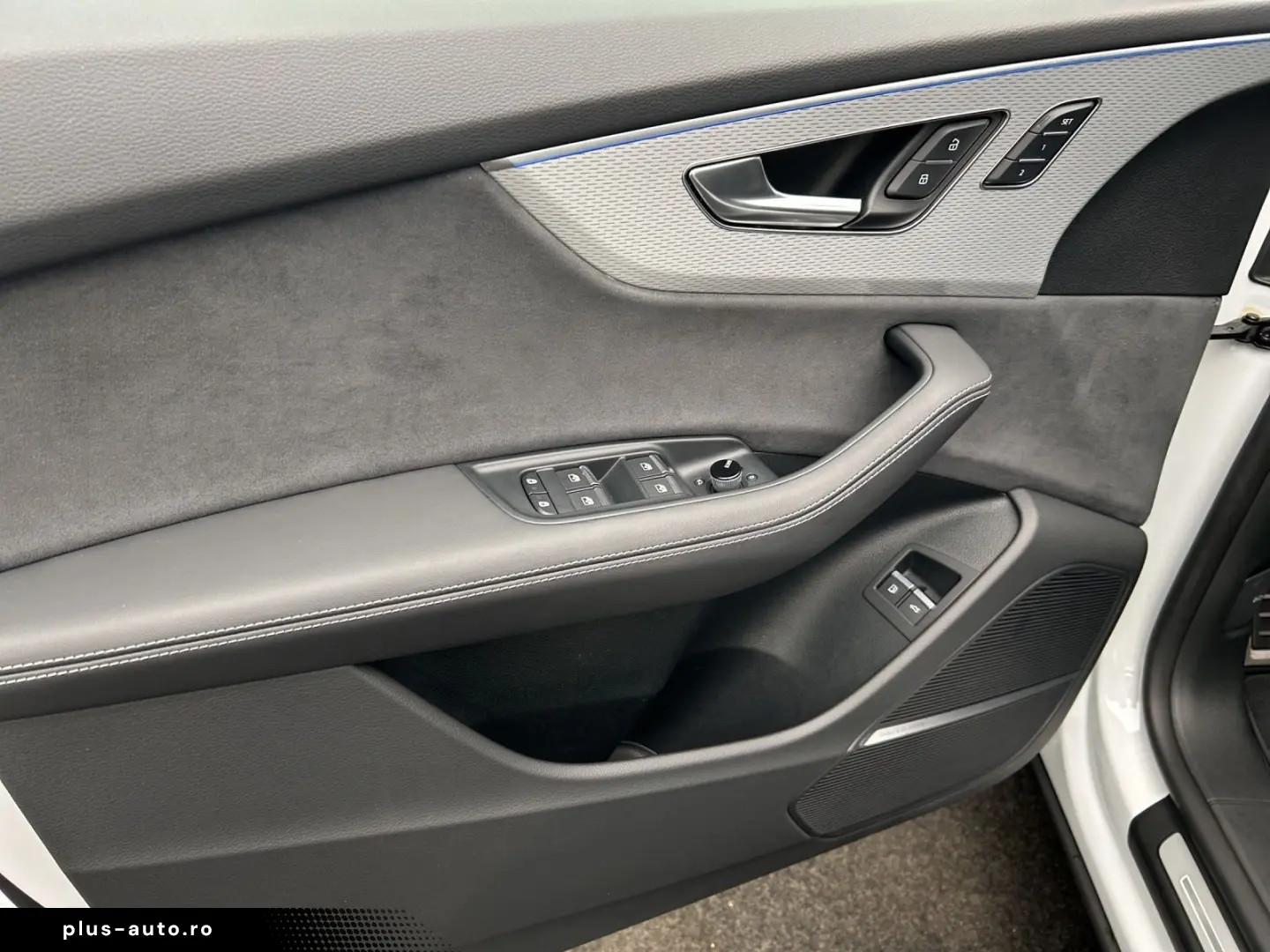 AUDI Q8 55 TFSIe qu S line tip Air B&O HUD Matrix Vir