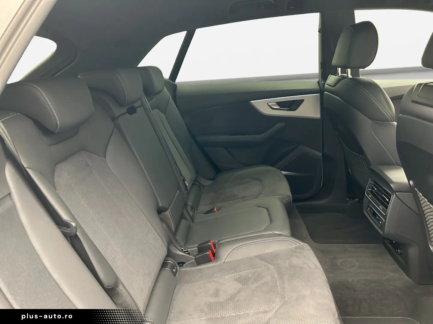 AUDI Q8 55 TFSIe qu S line tip Air B&O HUD Matrix Vir