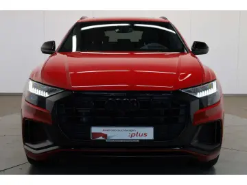 AUDI Q8 55 TFSI e quattro S line