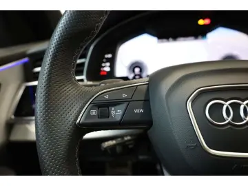 AUDI Q8 55 TFSI e quattro S line