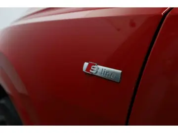 AUDI Q8 55 TFSI e quattro S line