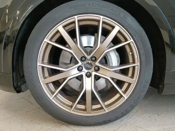 AUDI Q8 55 TFSI e qu 2x S-Line Luft AHK HD.Matrix B&O