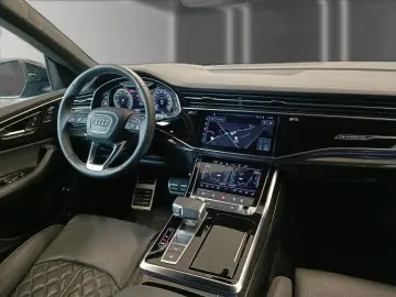 AUDI Q8 55 TFSI e qu 2x S-Line Luft AHK HD.Matrix B&O