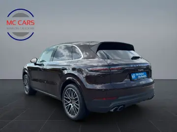 PORSCHE Cayenne Sport