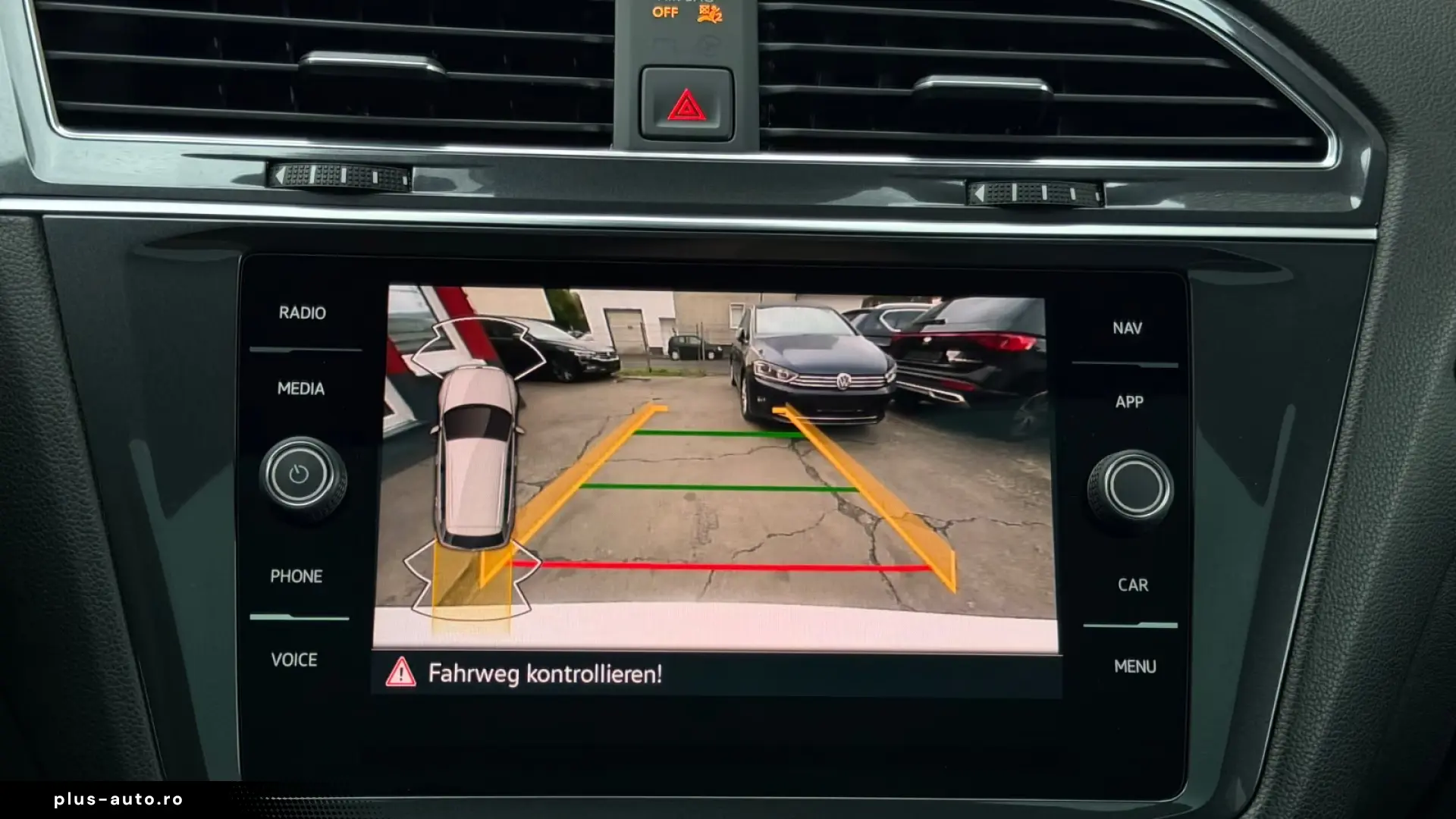 VOLKSWAGEN Tiguan 2023 — imagine 11