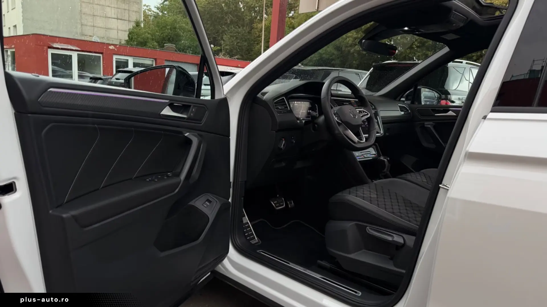 VOLKSWAGEN Tiguan 2023 — imagine 16