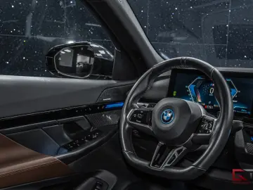 BMW 530e M-Sport Pro Inno DAP H K Carbon Tow HuD 20