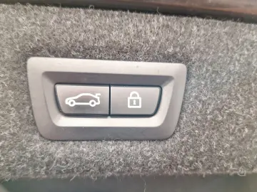 BMW 530d xDrive Limousine M Sport AHK Head-Up Laser