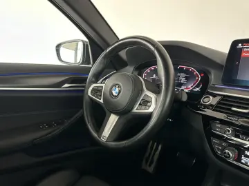BMW 530 d M Sport VIRTUAL  LIVE COCKPIT PRO  20 ZOLL