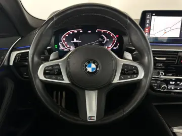 BMW 530 d M Sport VIRTUAL  LIVE COCKPIT PRO  20 ZOLL