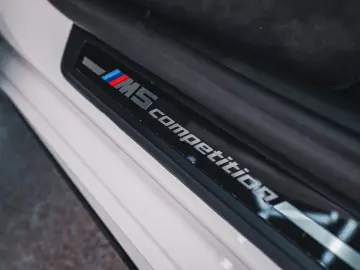 BMW M5 Competition LCI  ALPINWEISS PANO