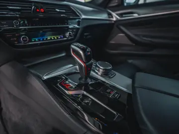 BMW M5 Competition LCI  ALPINWEISS PANO