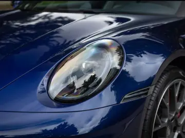 Porsche 992 911 Carrera 4S InnoDrive Surround-View BOSE