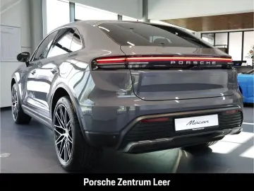 PORSCHE Macan Electric 4 AHK ACC Burmester Luftfed. Surr