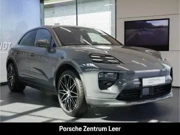 PORSCHE Macan Electric 4 AHK ACC Burmester Luftfed. Surr