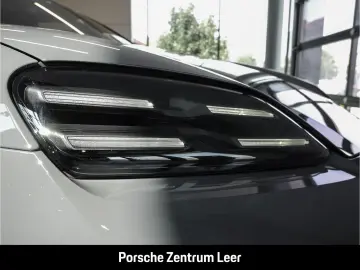 PORSCHE Macan Electric 4 AHK ACC Burmester Luftfed. Surr