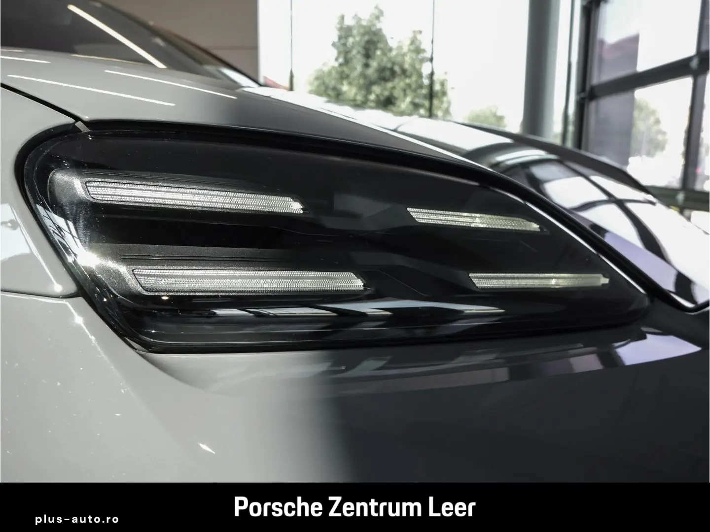 PORSCHE Macan Electric 4 AHK ACC Burmester Luftfed. Surr