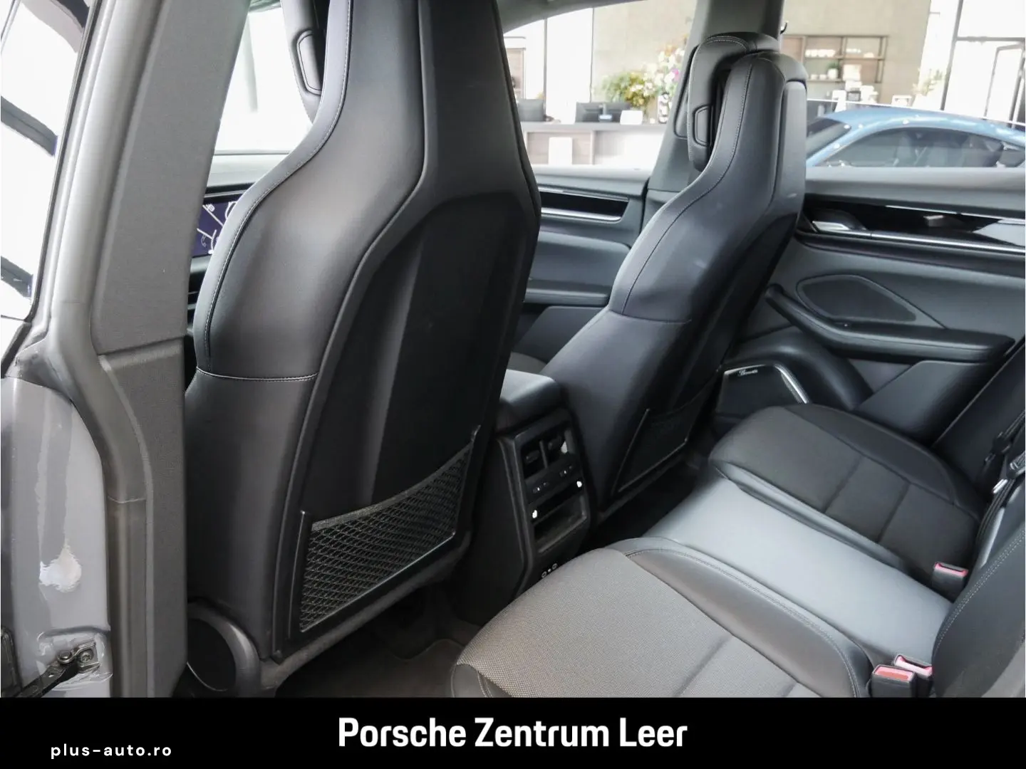 PORSCHE Macan Electric 4 AHK ACC Burmester Luftfed. Surr
