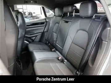 PORSCHE Macan Electric 4 AHK ACC Burmester Luftfed. Surr