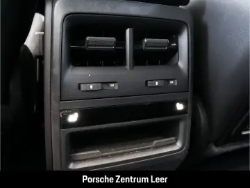 PORSCHE Macan Electric 4 AHK ACC Burmester Luftfed. Surr