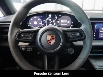 PORSCHE Macan Electric 4 AHK ACC Burmester Luftfed. Surr