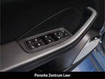 PORSCHE Macan Electric 4 AHK ACC Burmester Luftfed. Surr