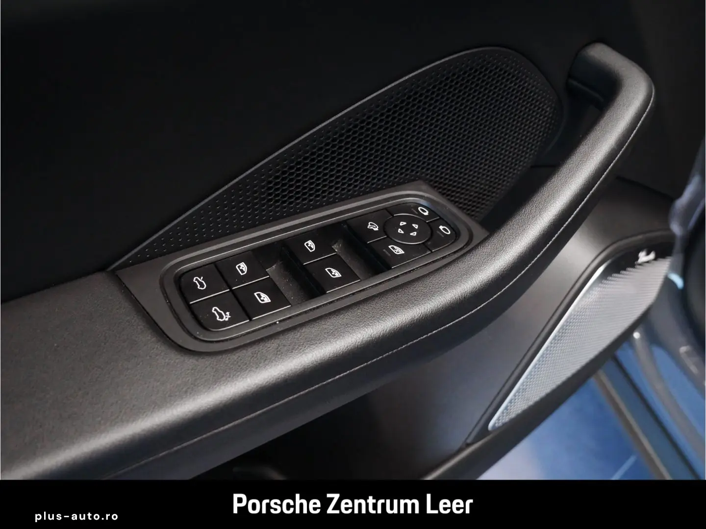 PORSCHE Macan Electric 4 AHK ACC Burmester Luftfed. Surr