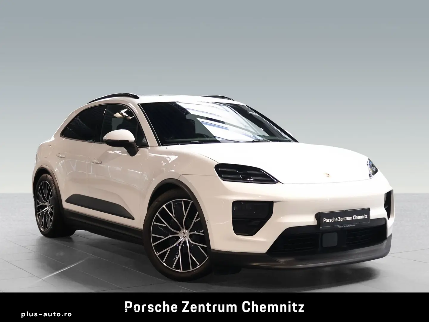 PORSCHE Macan 4 Electric Sitzbelüft.;Sport-Chrono;BOSE;1