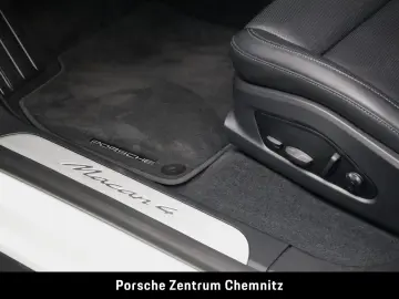PORSCHE Macan 4 Electric Sitzbelüft.;Sport-Chrono;BOSE;1