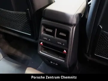 PORSCHE Macan 4 Electric Sitzbelüft.;Sport-Chrono;BOSE;1