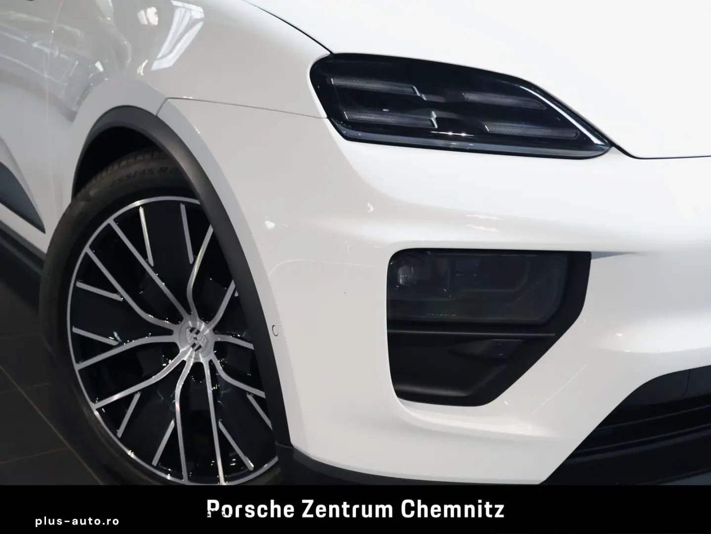 PORSCHE Macan 4 Electric Sitzbelüft.;Sport-Chrono;BOSE;1