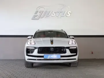 PORSCHE Macan T 360  PANO AHK 4xSHZ SBL LHZ BOSÉ TTW R21