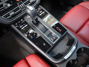 PORSCHE Macan T 360  PANO AHK 4xSHZ SBL LHZ BOSÉ TTW R21