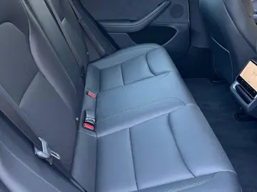 TESLA Model 3 Premium Long Range Dual AWD  6.000 km