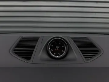 PORSCHE Macan   Luftfederung inkl. PASM   Surround View