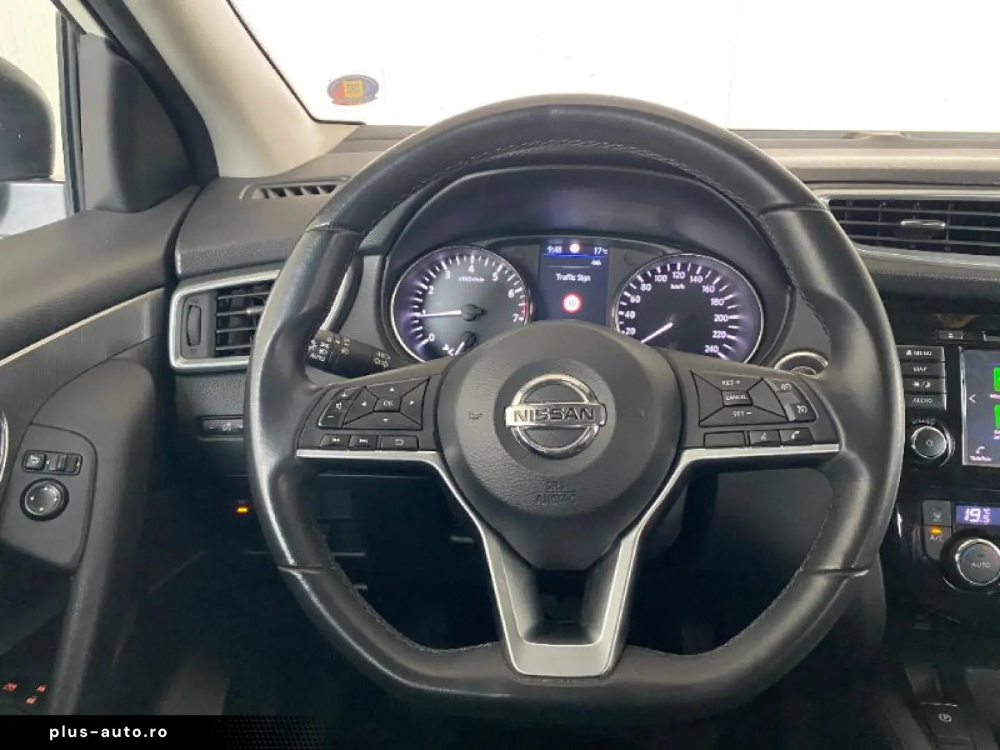 NISSAN QASHQAI 1.3 156CP 2WD DCT N-Connecta Panoramic