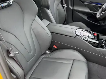 BMW M5 Plug-In Hybrid xDrive