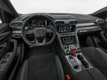 LAMBORGHINI Urus Performante Carbon Selezione